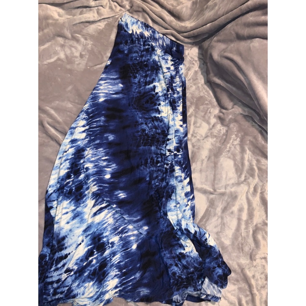 Beautiful colored maxi skirt!